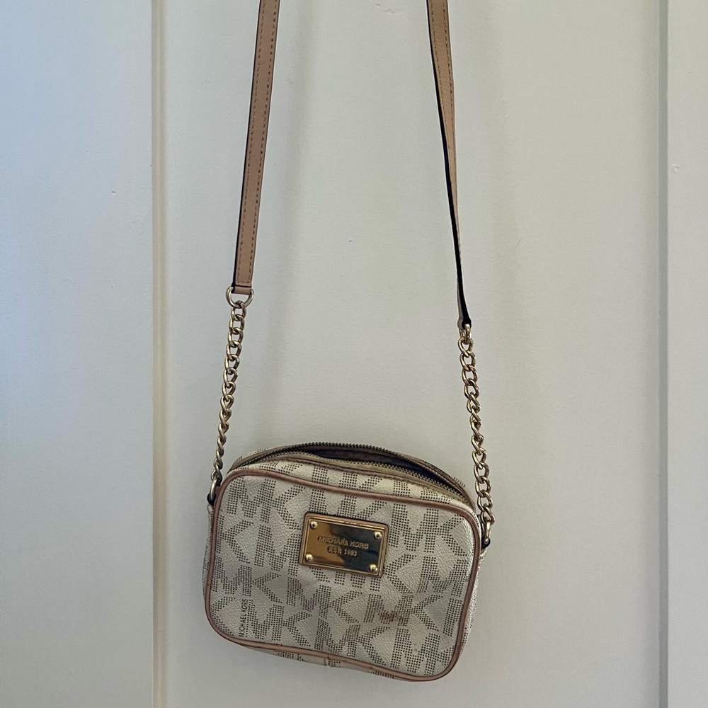 Michael Kors Cream and Gold Crossbody Bag